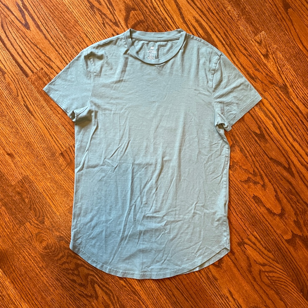H&M Sage Green Long Tee - Size Small